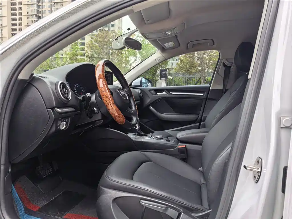 Audi A3 2014 Sportback 35 TFSI Automatic Progressive фото 13