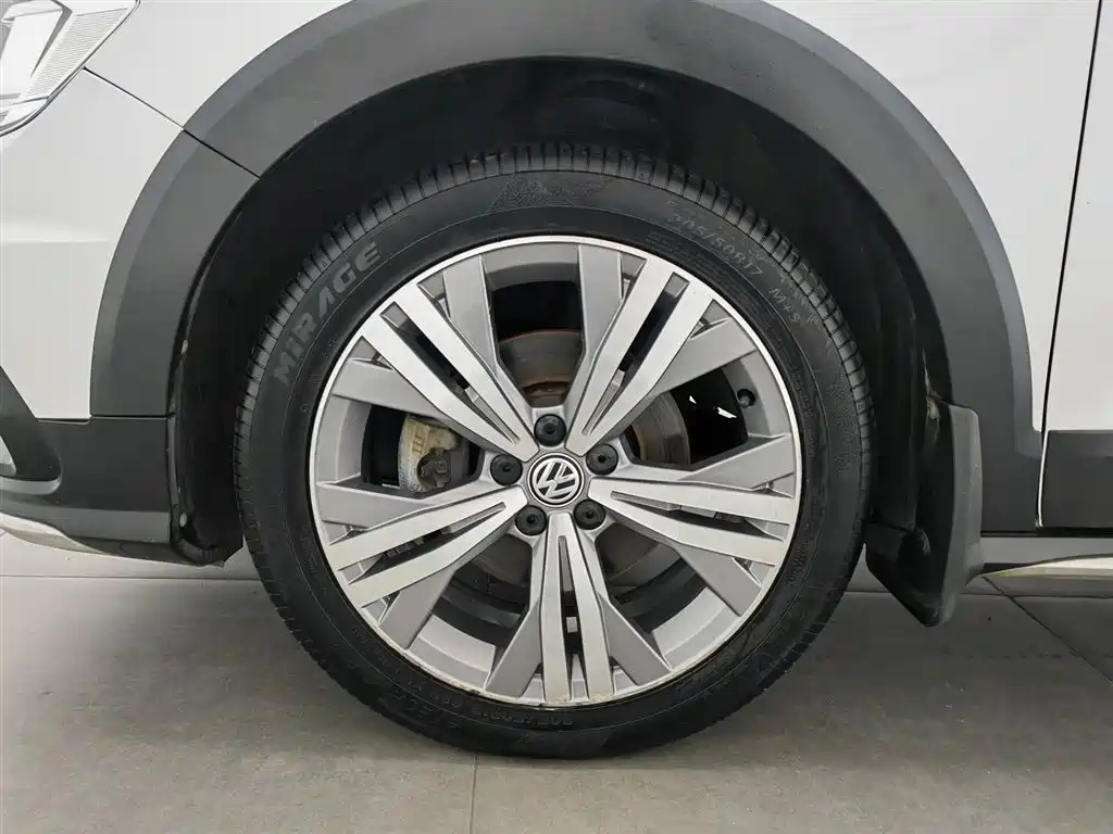 Volkswagen C-TREK 2020 1.5L Automatic Comfort Edition фото 17
