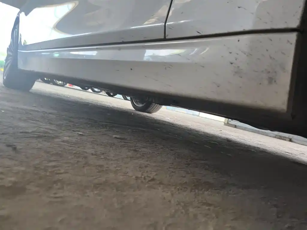 BMW 3 Series 2018 320Li Fashion Style фото 16