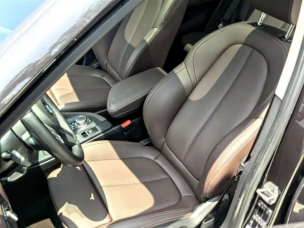 BMW X1 2022 sDrive25Li Leading фото 7