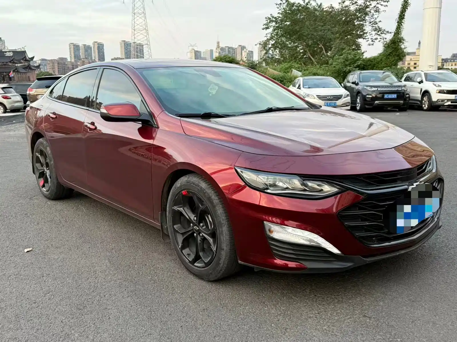 Photo 3 - Chevrolet Malibu XL