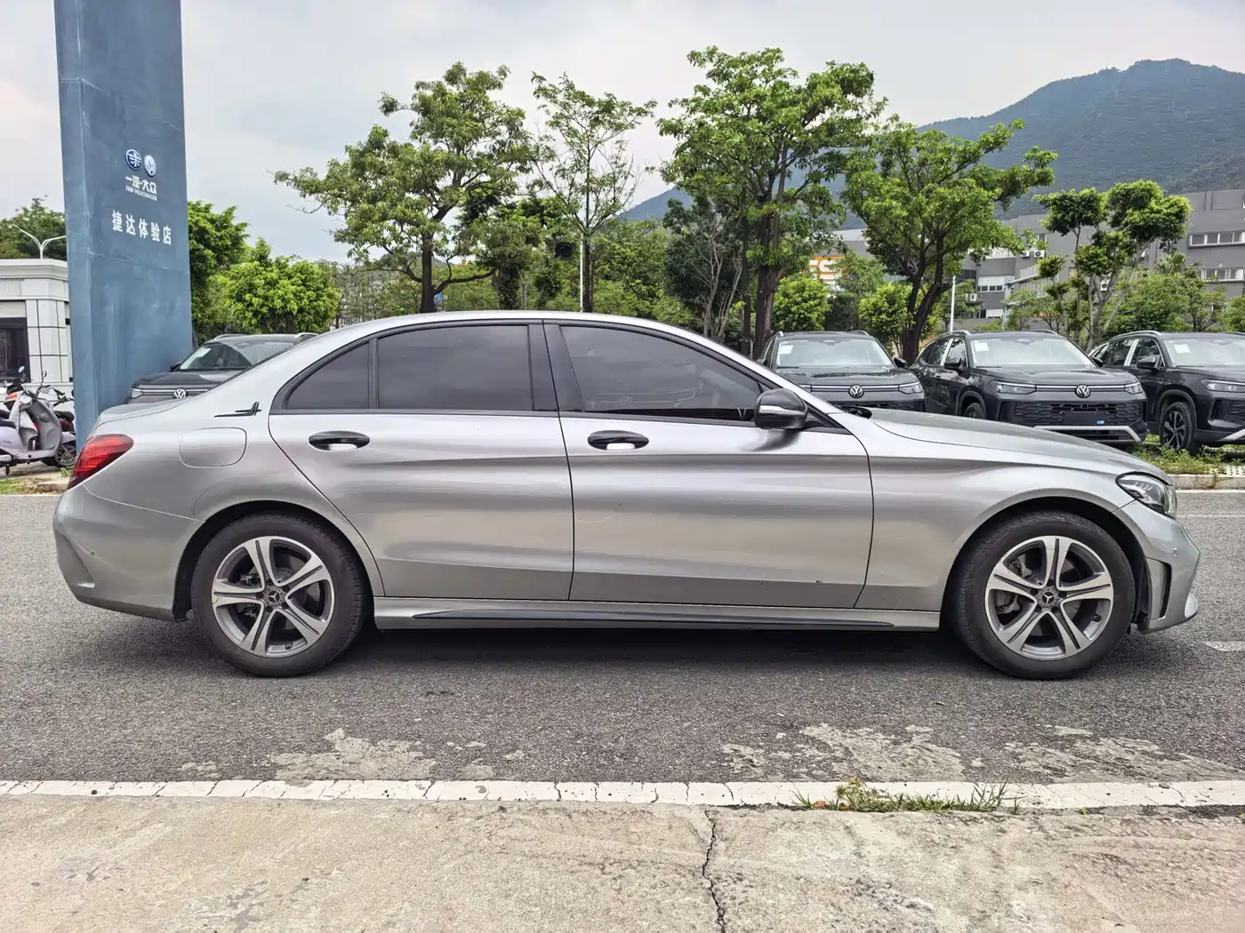 Mercedes-Benz C-Class 2020 C 260 L Sport фото 12