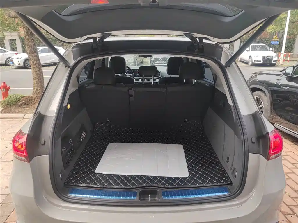 Mercedes-Benz GLE 2020 GLE 450 4MATIC Fashion фото 15