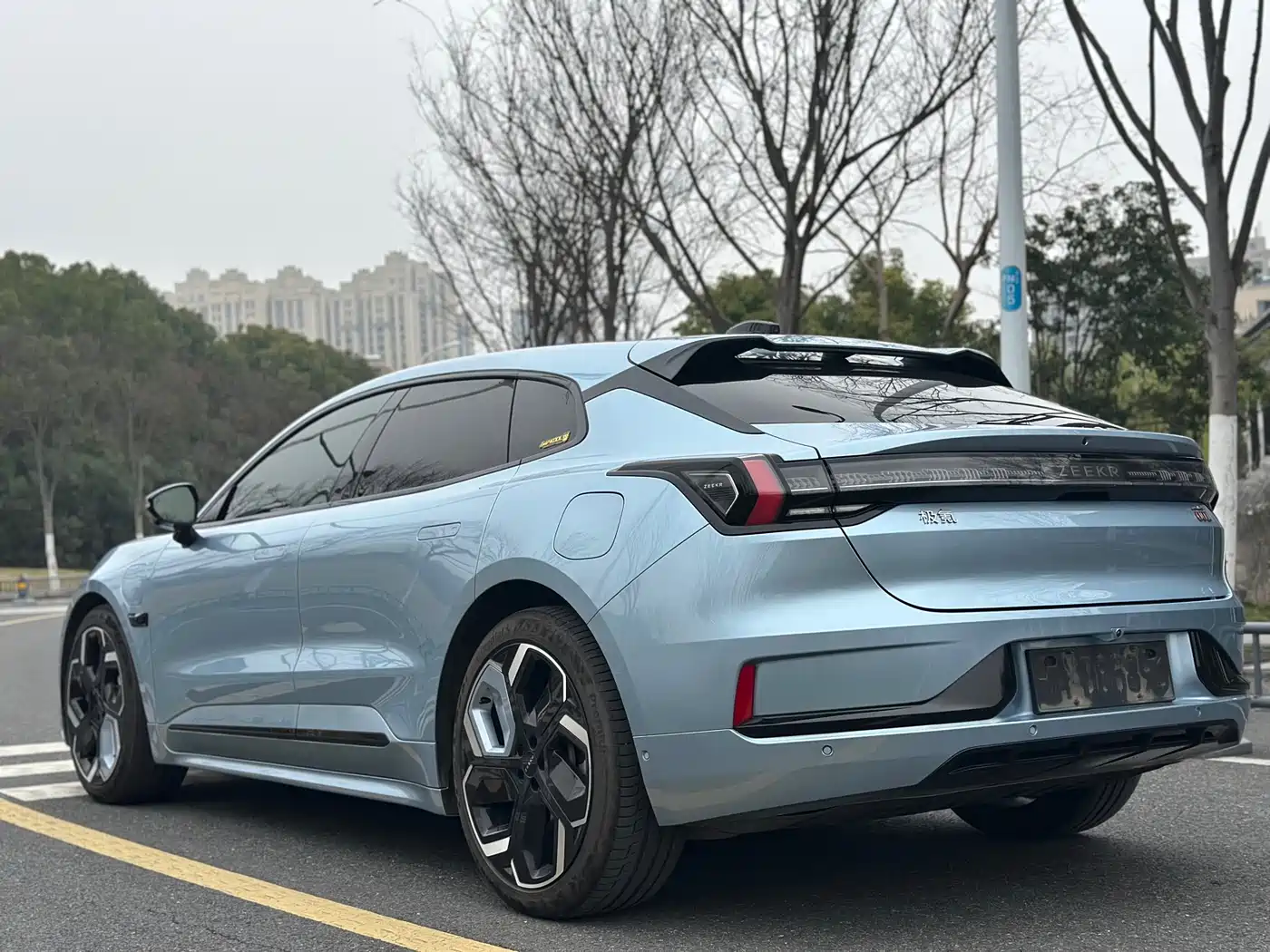 ZEEKR EXTREME KRYPTON 001