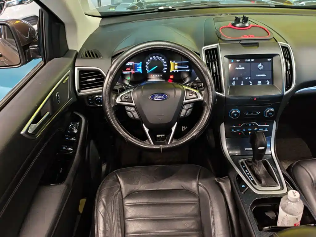 Ford Edge 2017 2016 EcoBoost 245 2WD Luxury 7-Seater