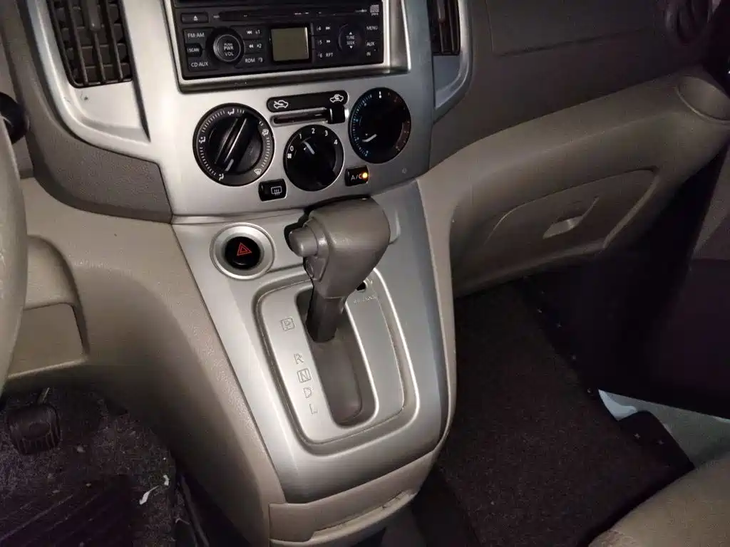 Nissan NV200 2015 2014 1.6L CVT Luxury (China V)