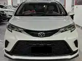 Фото 1 - Toyota Granvia