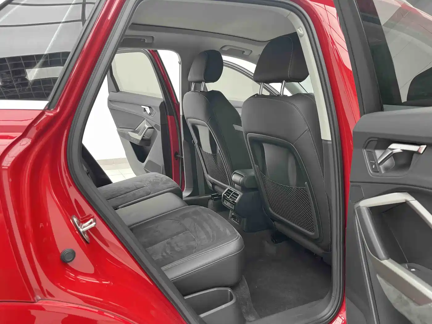 Audi Q3 2022 35 TFSI Fashion Dynamic фото 14