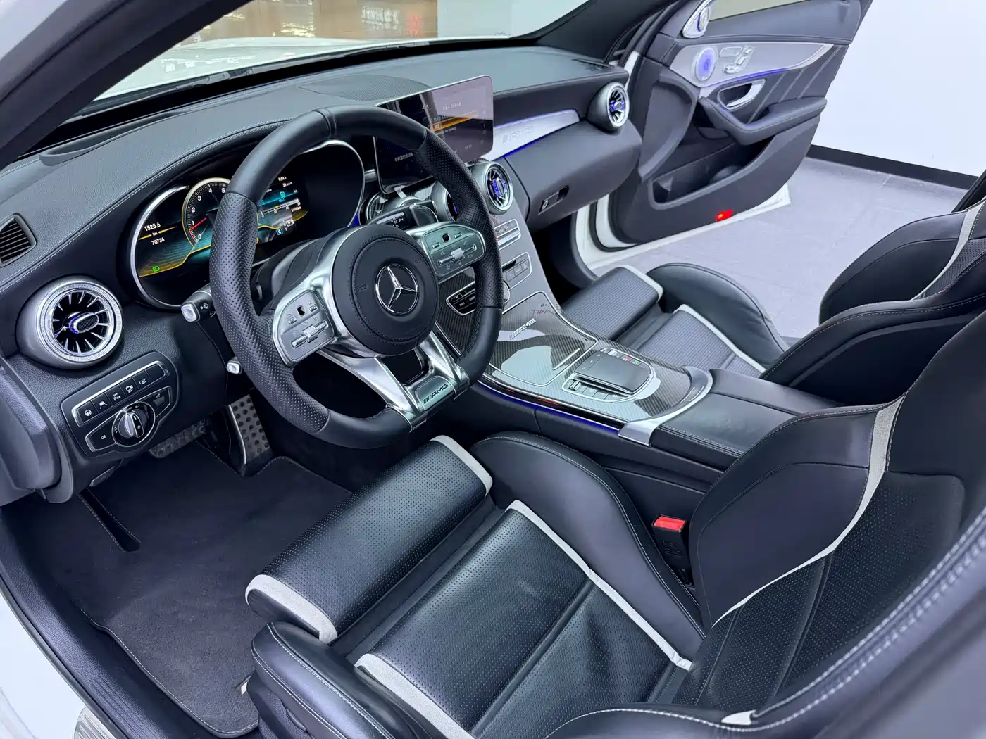 Mercedes-Benz C-Class AMG 2015 AMG C 63 S фото 8