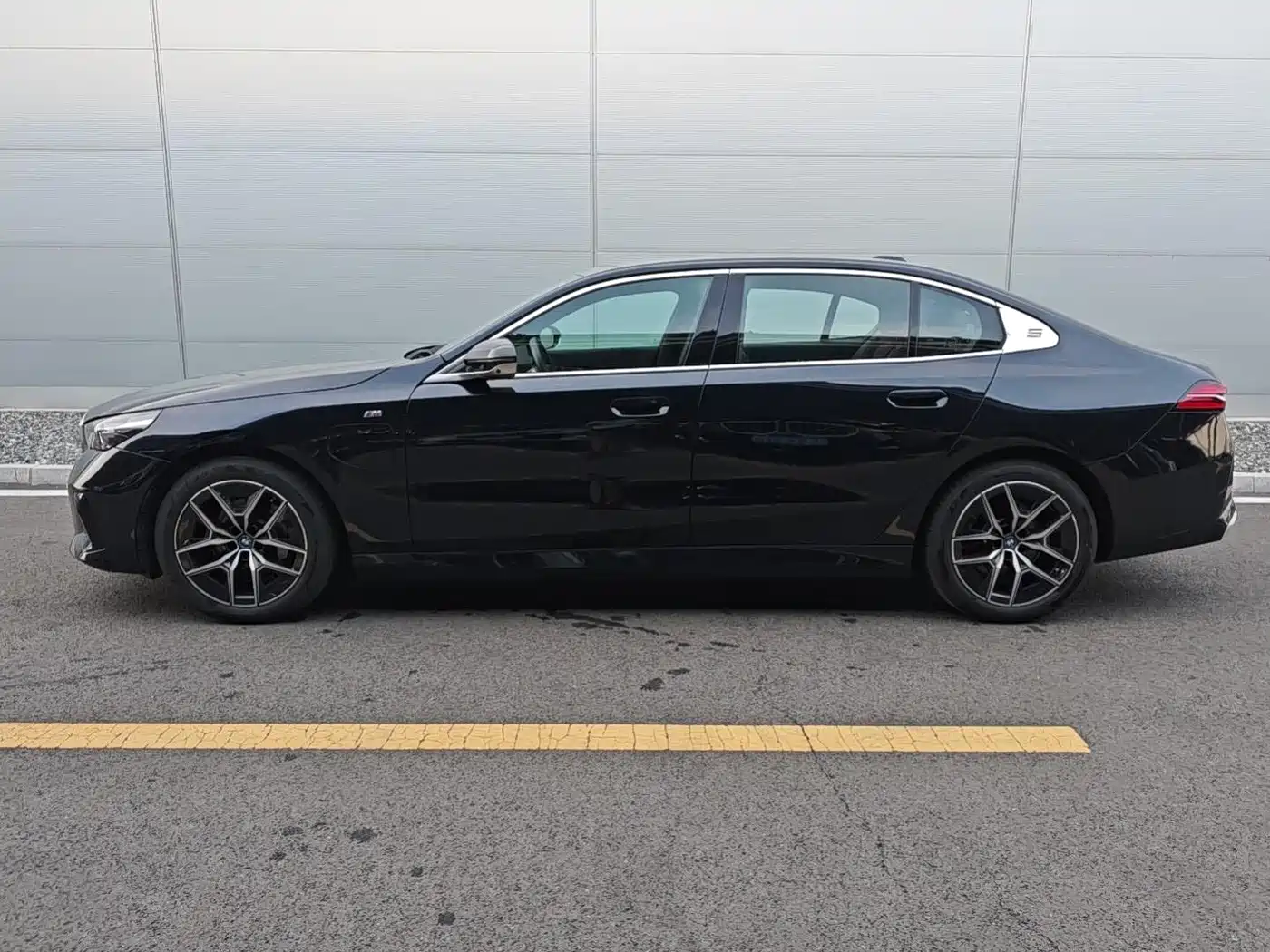 BMW i5 2025 2025 eDrive 40L M Sport Package