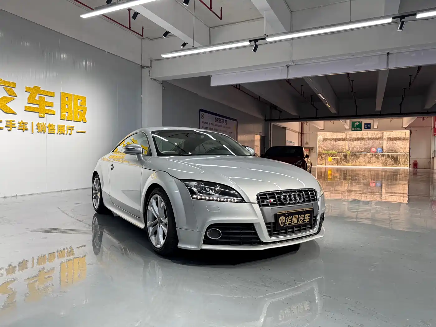 Audi TTS 2008 Model TTS Coupe 2.0TFSI quattro фото 7