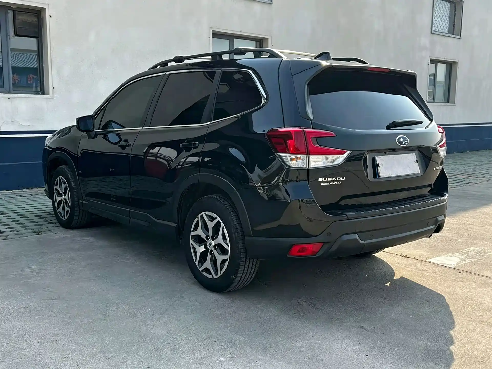 Photo 4 - Subaru Forester