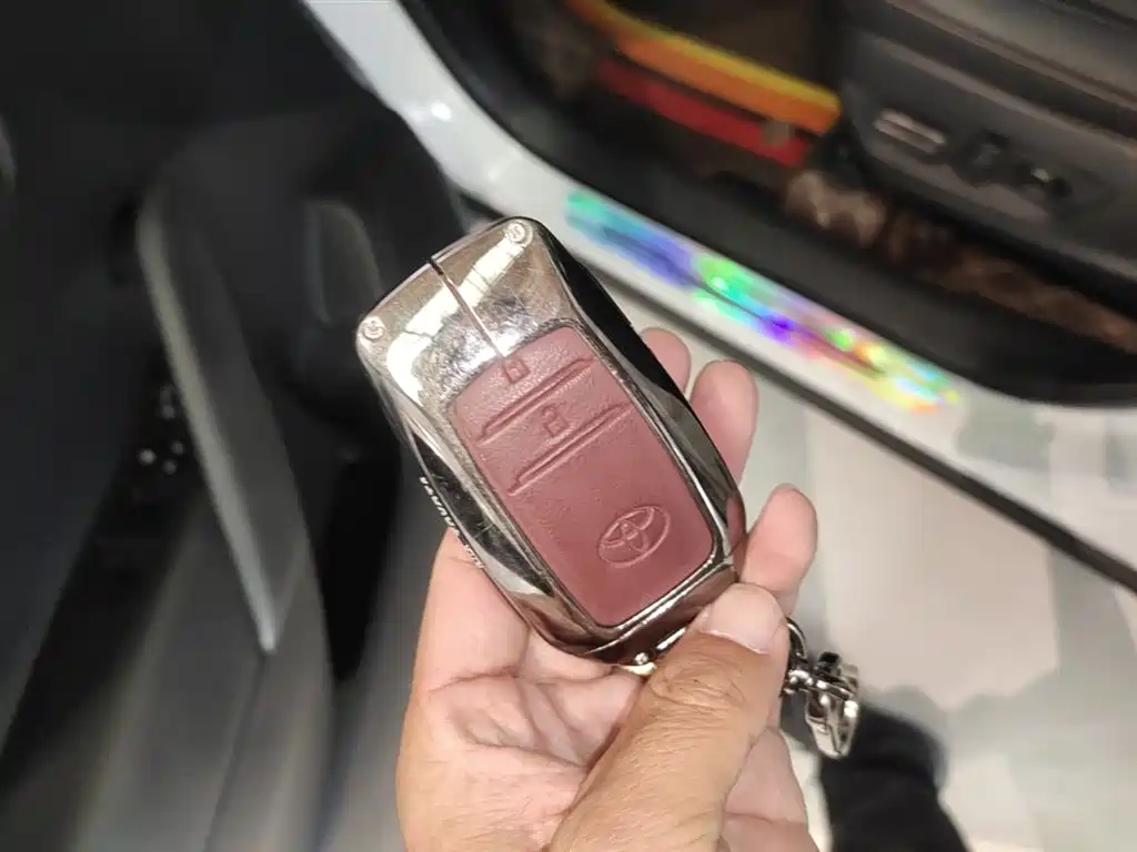 Toyota Frontlander 2025 2.0L CVT Base Version фото 9