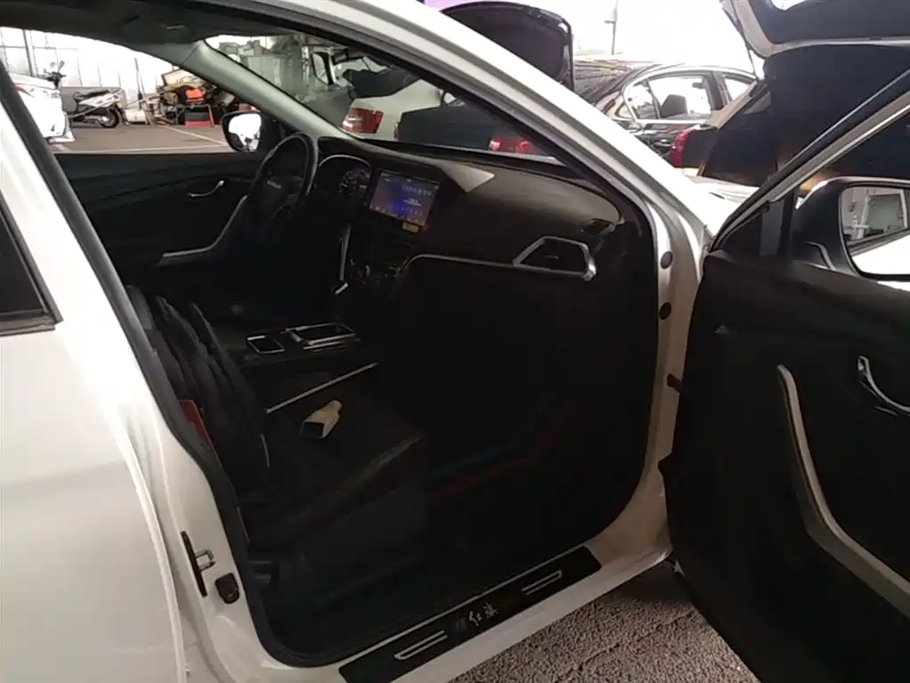 Venucia T90 2018 2017 2.0L CVT Smart Edition