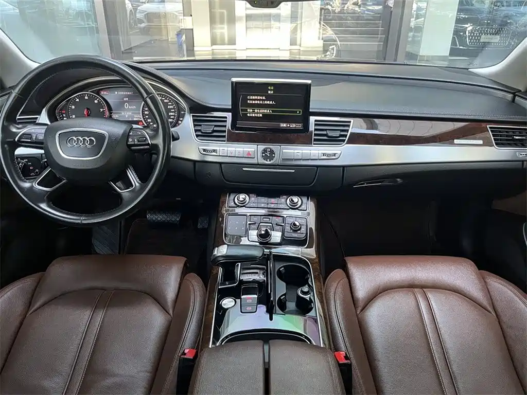 Audi A8 2017 A8L 40 TFSI Comfort фото 6