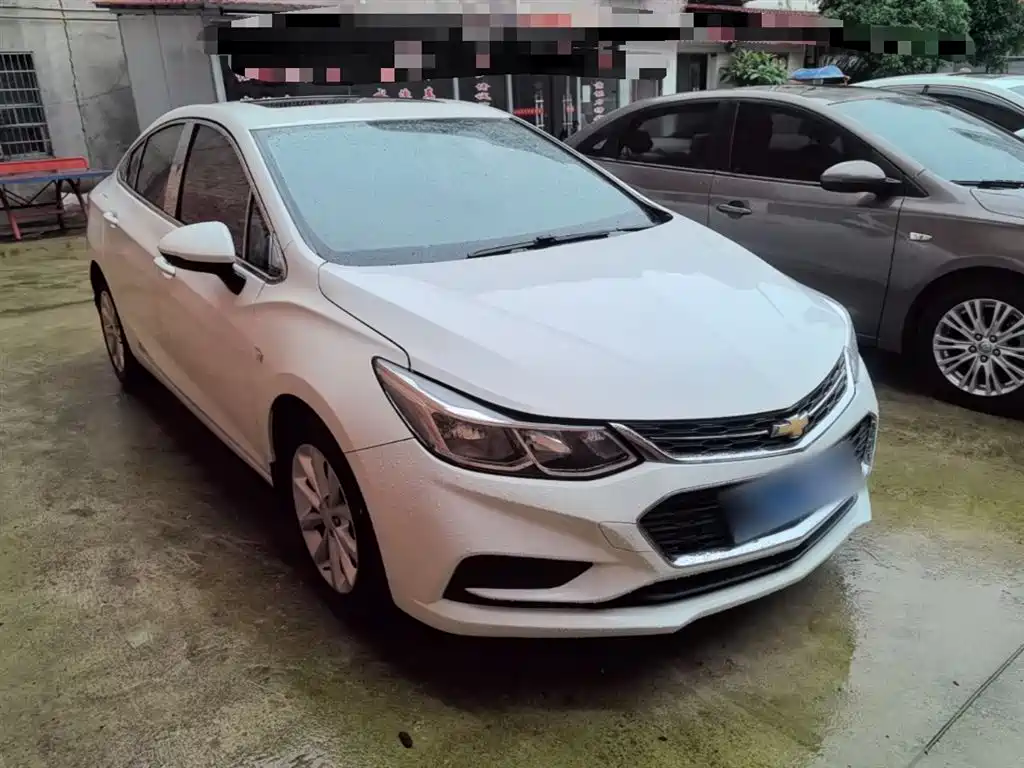 Chevrolet Cruze 2017 1.5L Automatic Pioneer Sunroof фото 4
