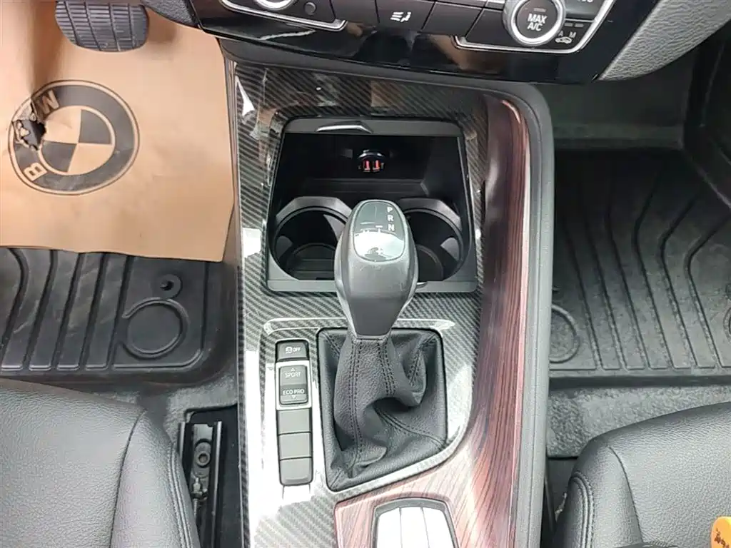BMW X1 2019 sDrive18Li Fashion Model фото 14