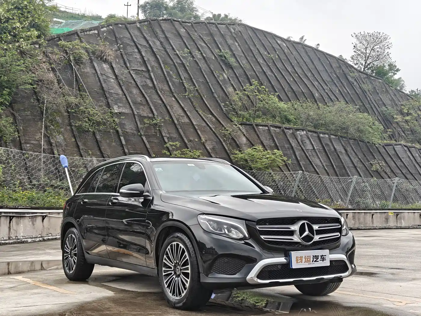 Mercedes-Benz GLC 2019 Model GLC 200 L 4MATIC фото 2