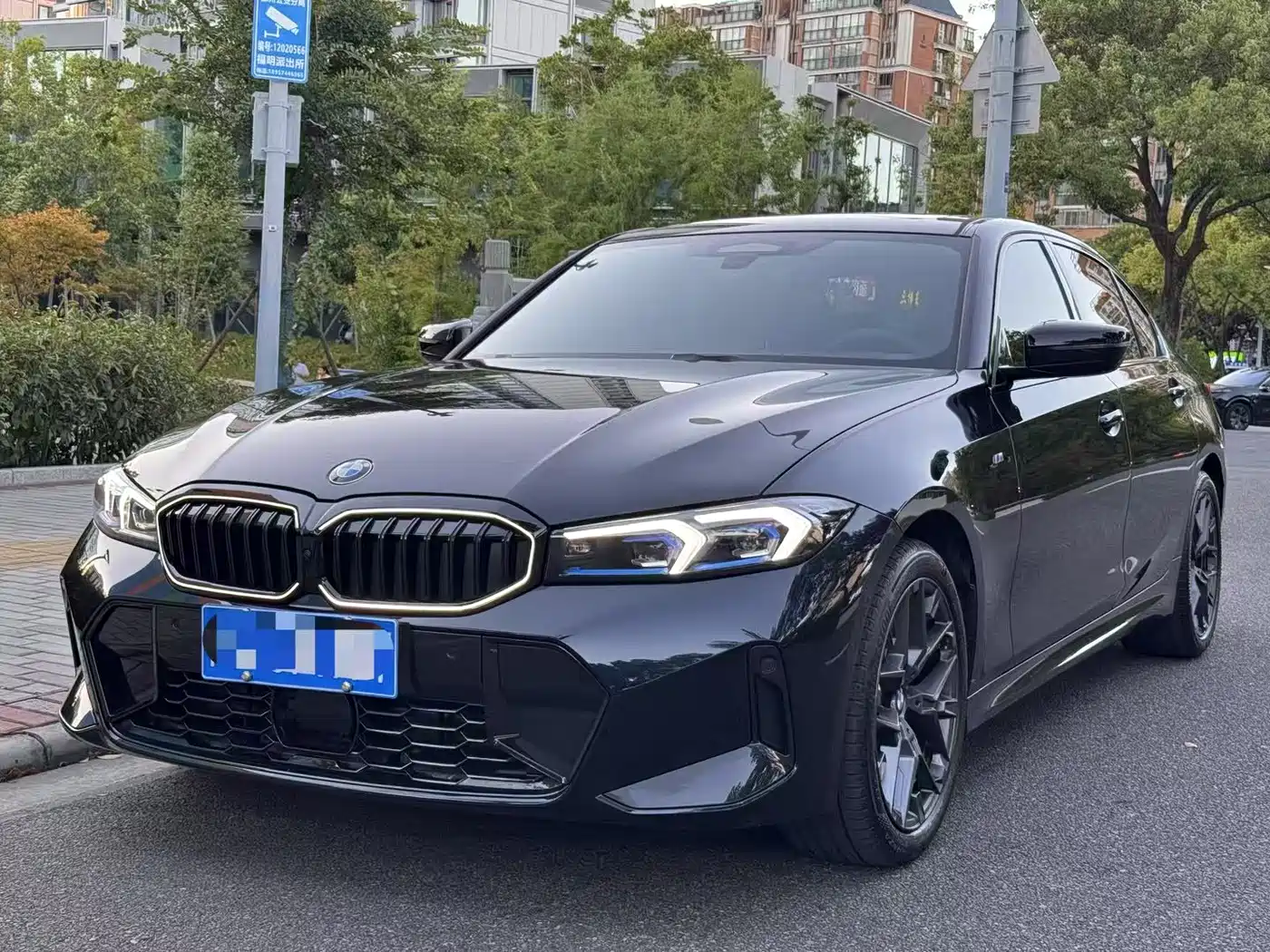 BMW 3 Series 2025 330Li Premium M Sport Night Edition