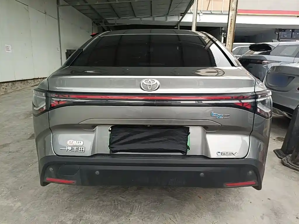 Toyota bZ3 2023 616km Long Range PRO фото 6