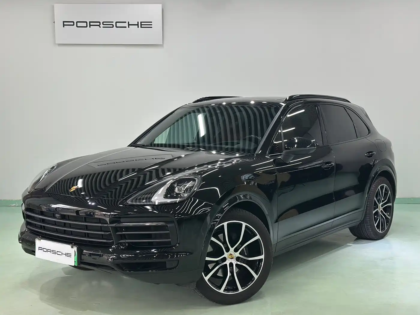 Porsche Cayenne New Energy 2023 Cayenne E-Hybrid 2.0T Platinum Edition