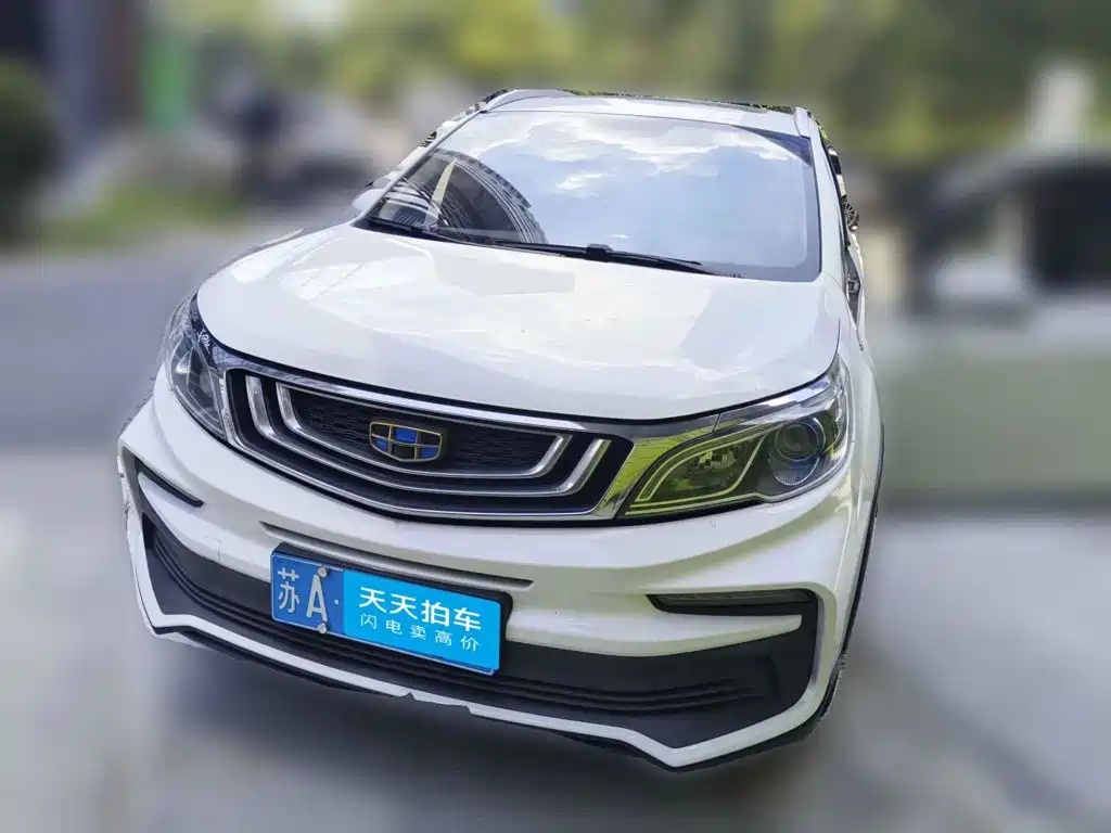 Фото 1 - Geely Vision X3