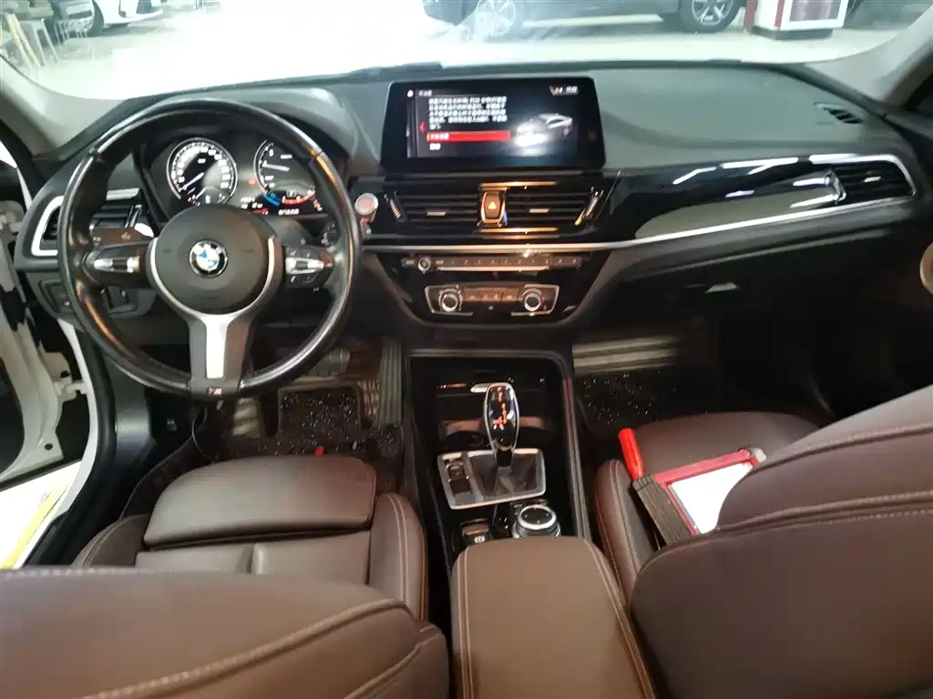 BMW 1 Series 2021 Facelift 120i M Sport Shadow Edition фото 10