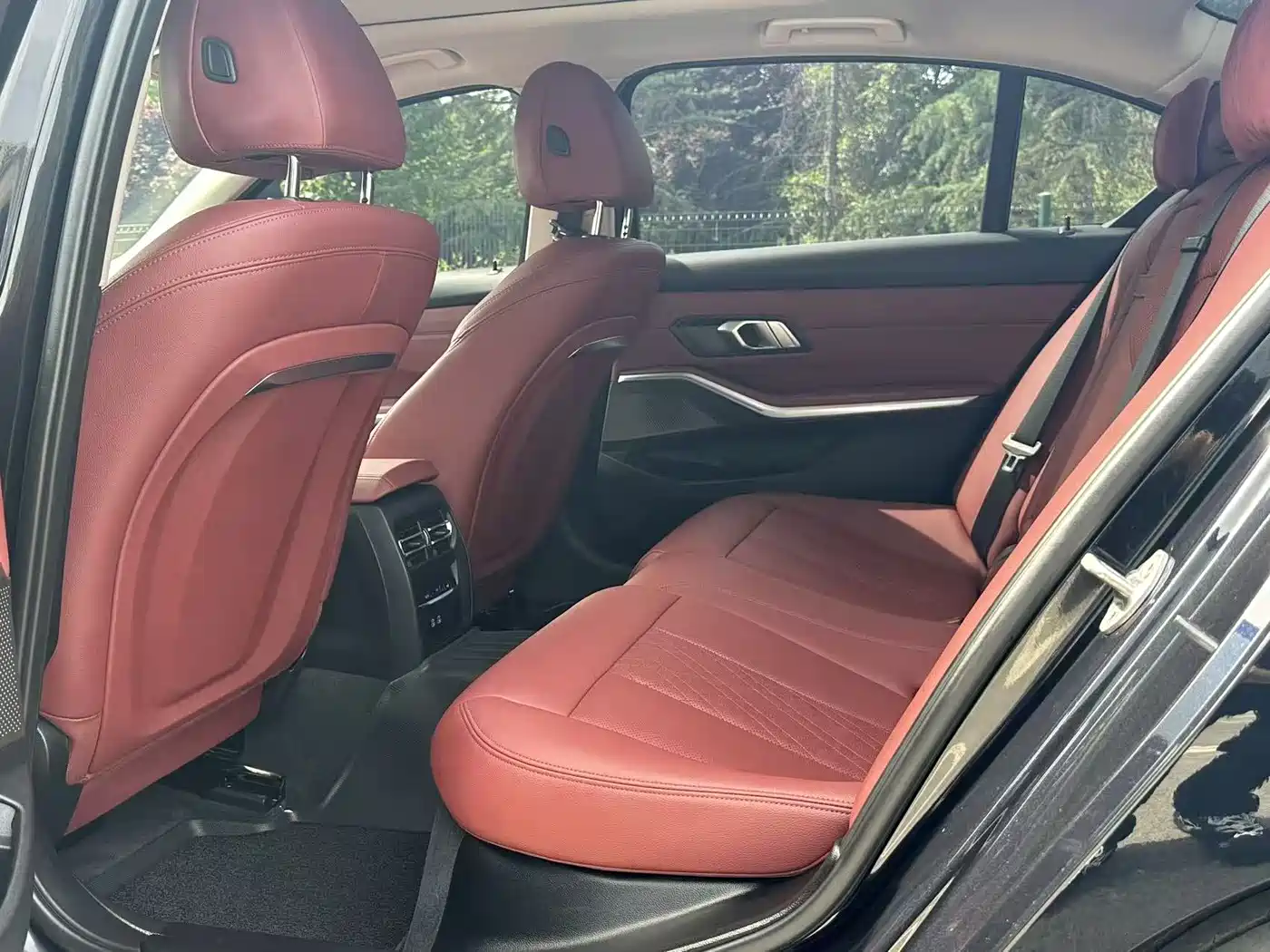 BMW 3 Series 2023 325Li M Sport Package фото 5