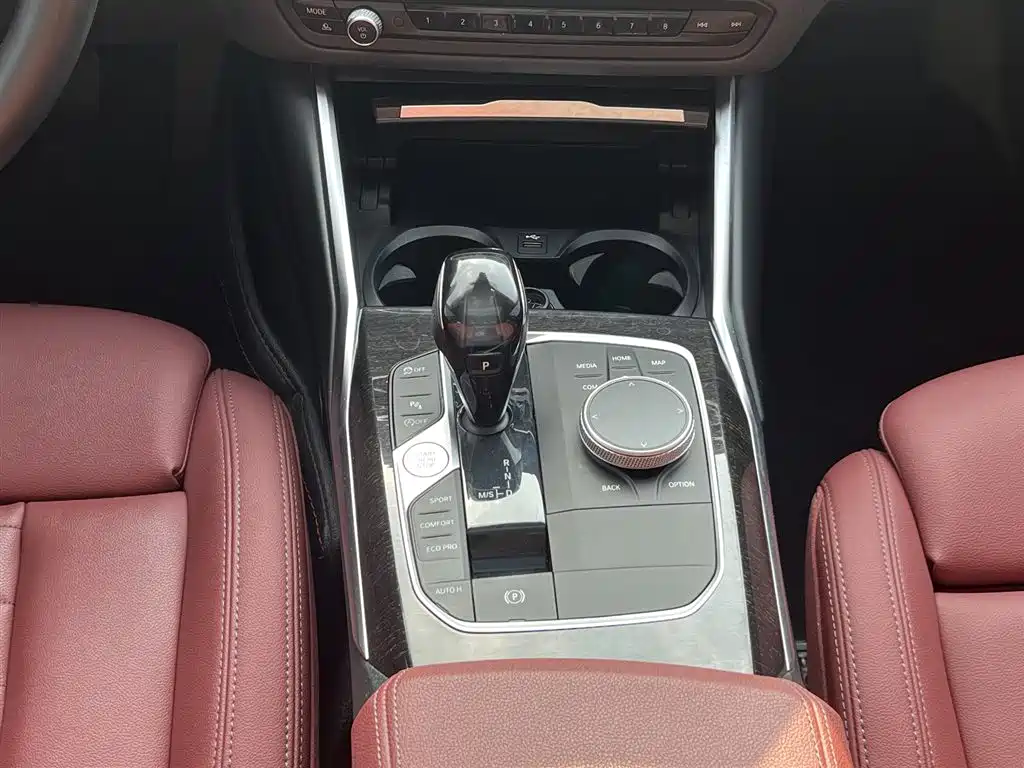 BMW 3 Series 2021 Facelift 325Li M Sport Package фото 24