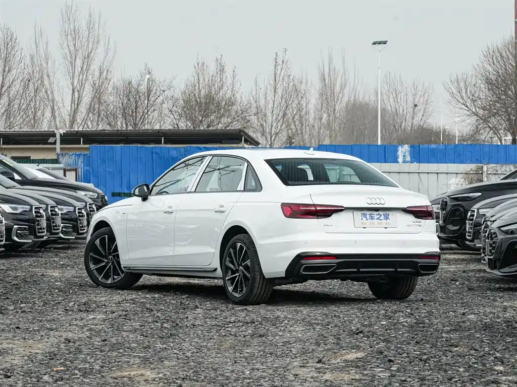Audi A4L 2025 2 Million Celebration Edition 40 TFSI Luxury Dynamic B&O Starlight Night Edition фото 5