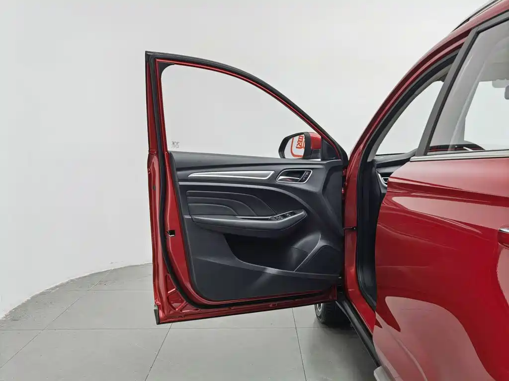Фото 8 - Roewe RX3
