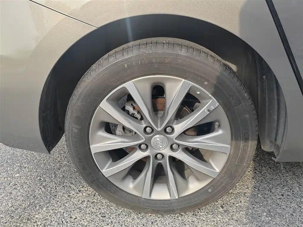 Buick GL6 2019 18T 6-seat Connected Luxury China VI фото 20