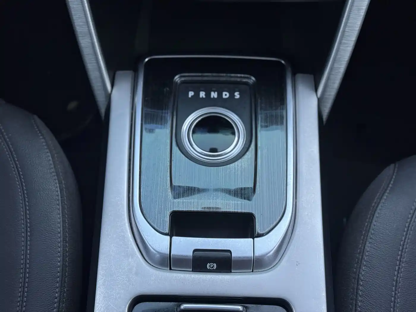 Land Rover Discovery Sport 2016 2.0T SE фото 27