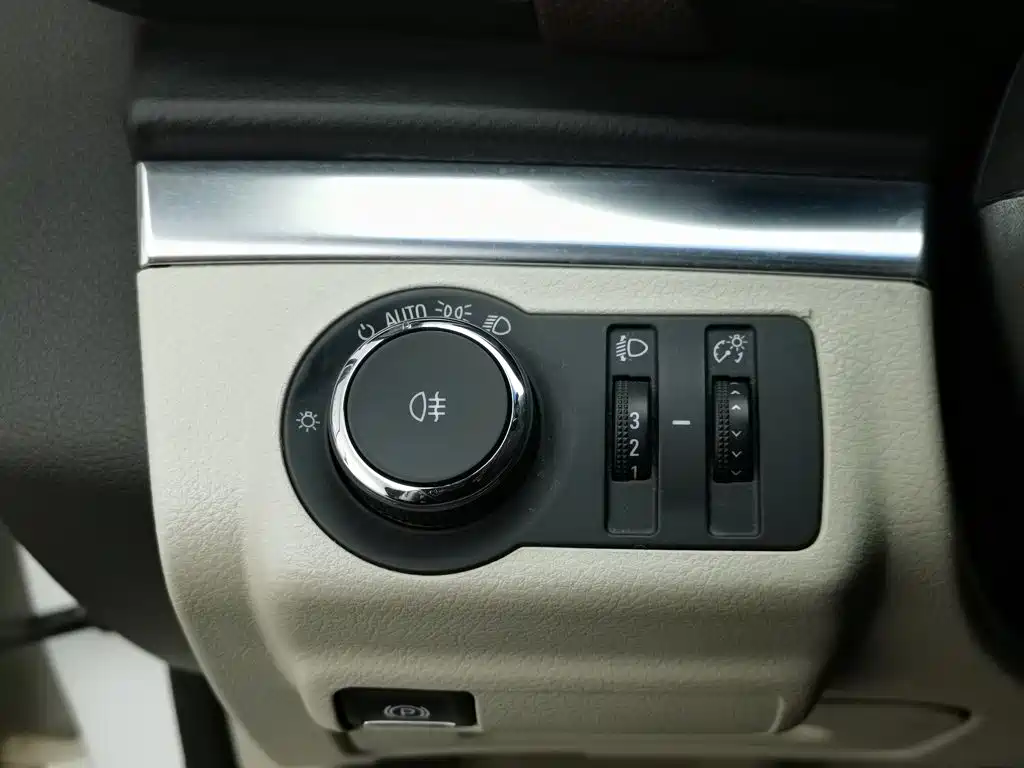 Buick GL8, миниатюра 21