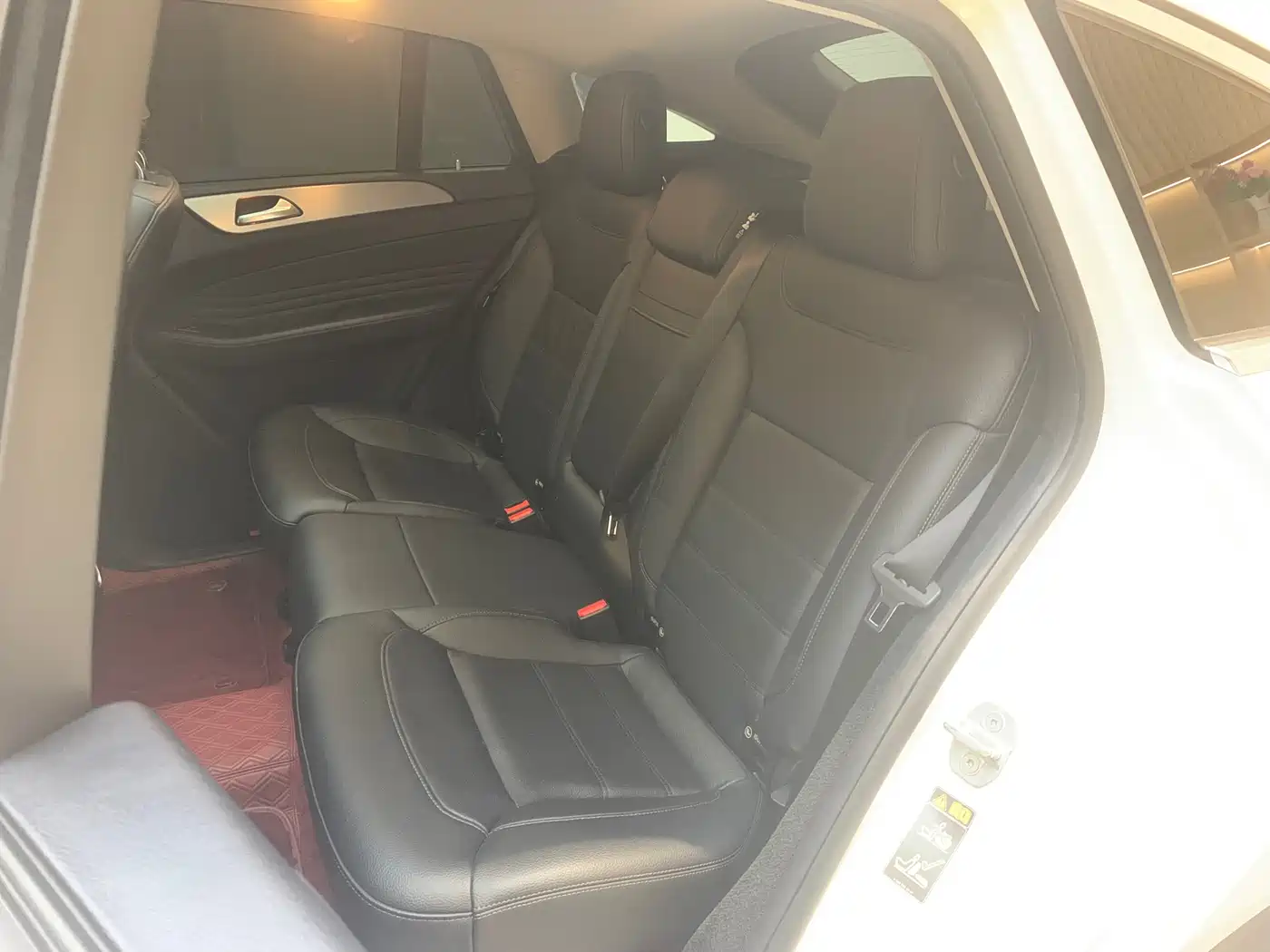 Mercedes-Benz GLE Coupe 2015 GLE 400 4MATIC Coupe SUV фото 17