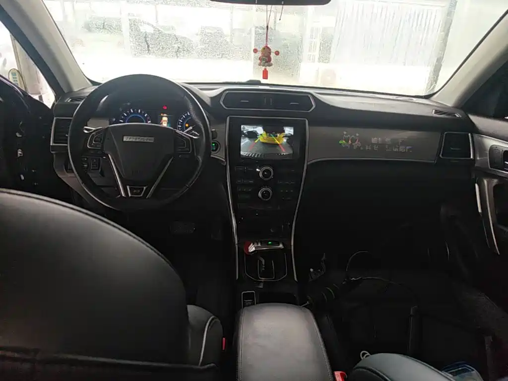 Haval H2 2018 2018 Model Red Label 1.5T Dual-Clutch 2WD Elite