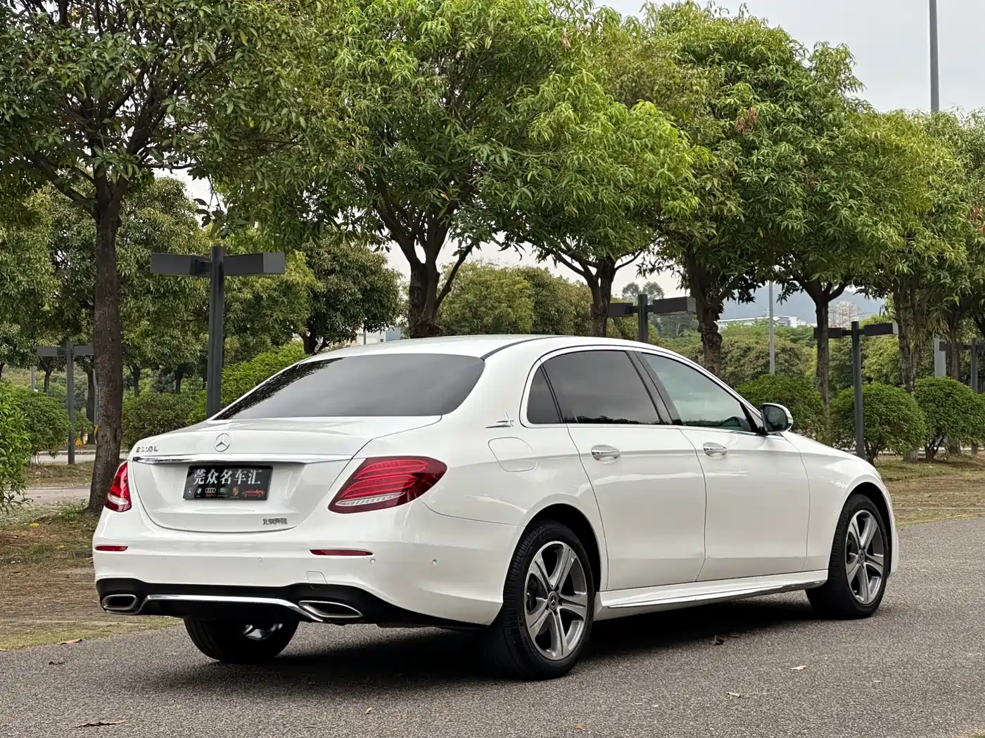 Mercedes-Benz E-Class 2019 E 200 L Sport фото 6