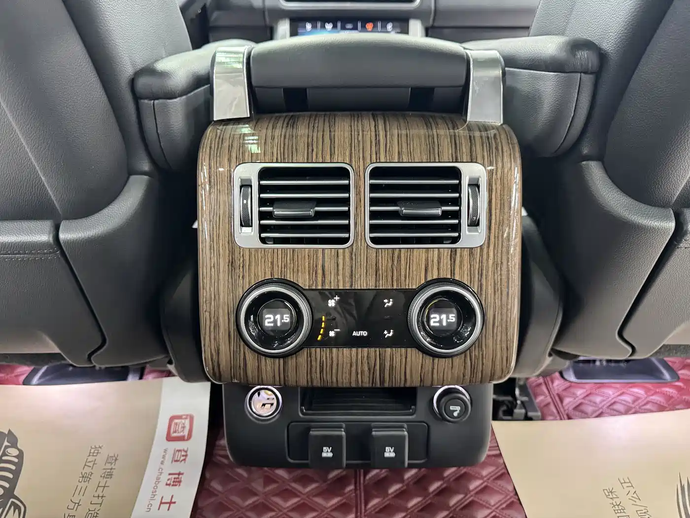 Land Rover Range Rover 2019 3.0 SC V6 Golden Age Edition фото 16