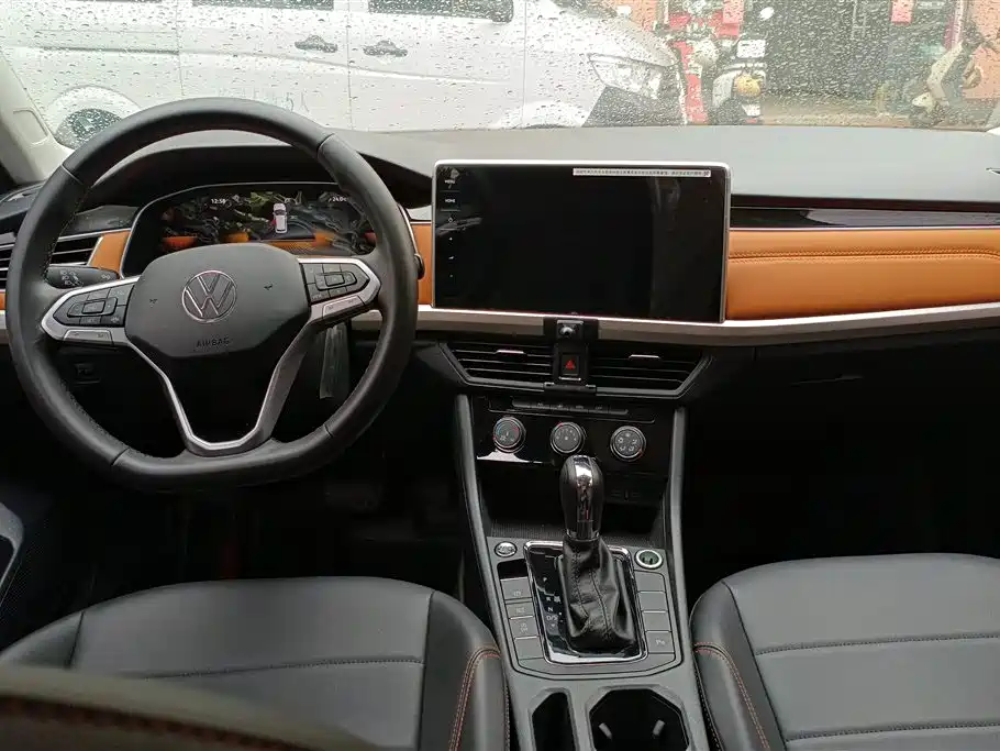 Volkswagen Bora 2023 200TSI DSG Yuexing Edition фото 12