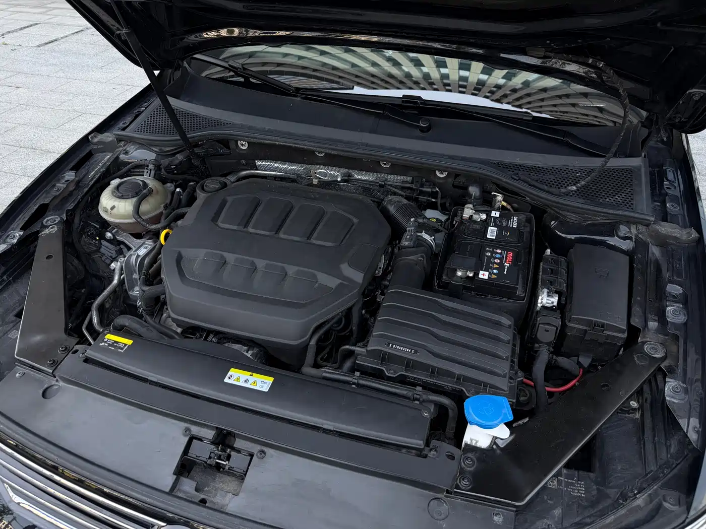 Volkswagen Magotan 2023 Model 2 Million Commemorative Edition 330TSI DSG Luxury фото 27