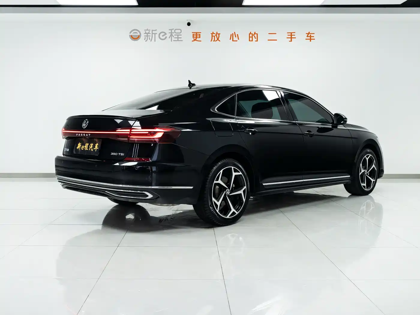 Volkswagen Passat 2025 Outstanding 380TSI Starlight Dragon Soaring Edition фото 6