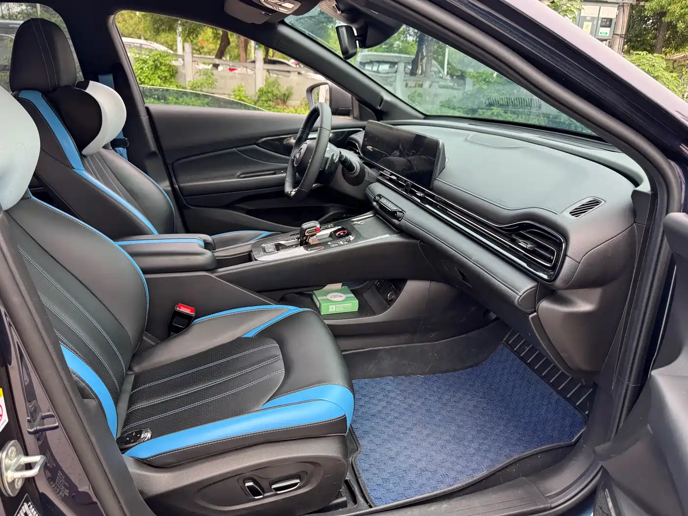 GAC Trumpchi Trumpchi Emkoo 2022 270T DCT J16 Galaxy Fighter Edition фото 9
