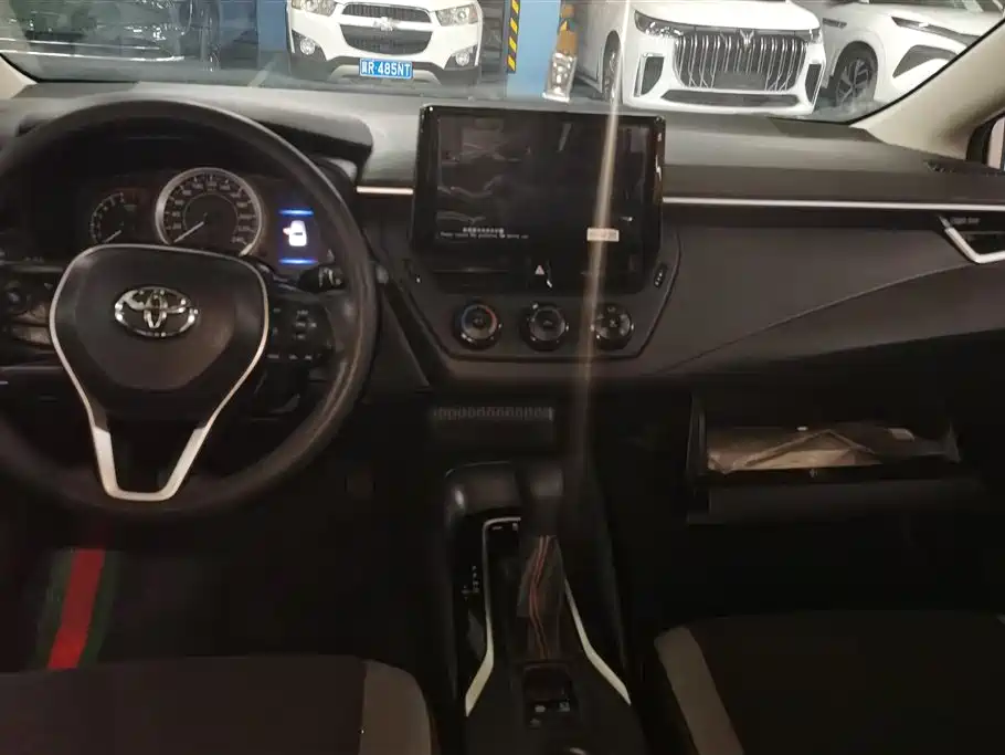 Toyota Corolla 2021 1.2T S-CVT Pioneer PLUS Edition фото 12