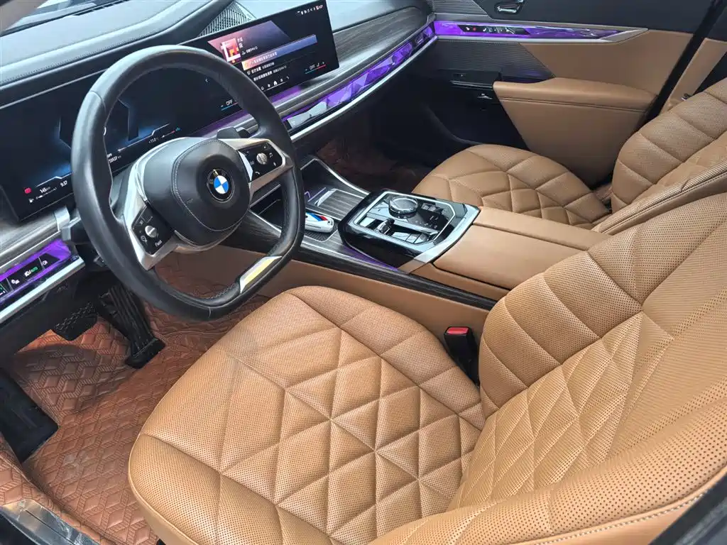 BMW 7 Series 2023 Model 735Li Luxury Package фото 8