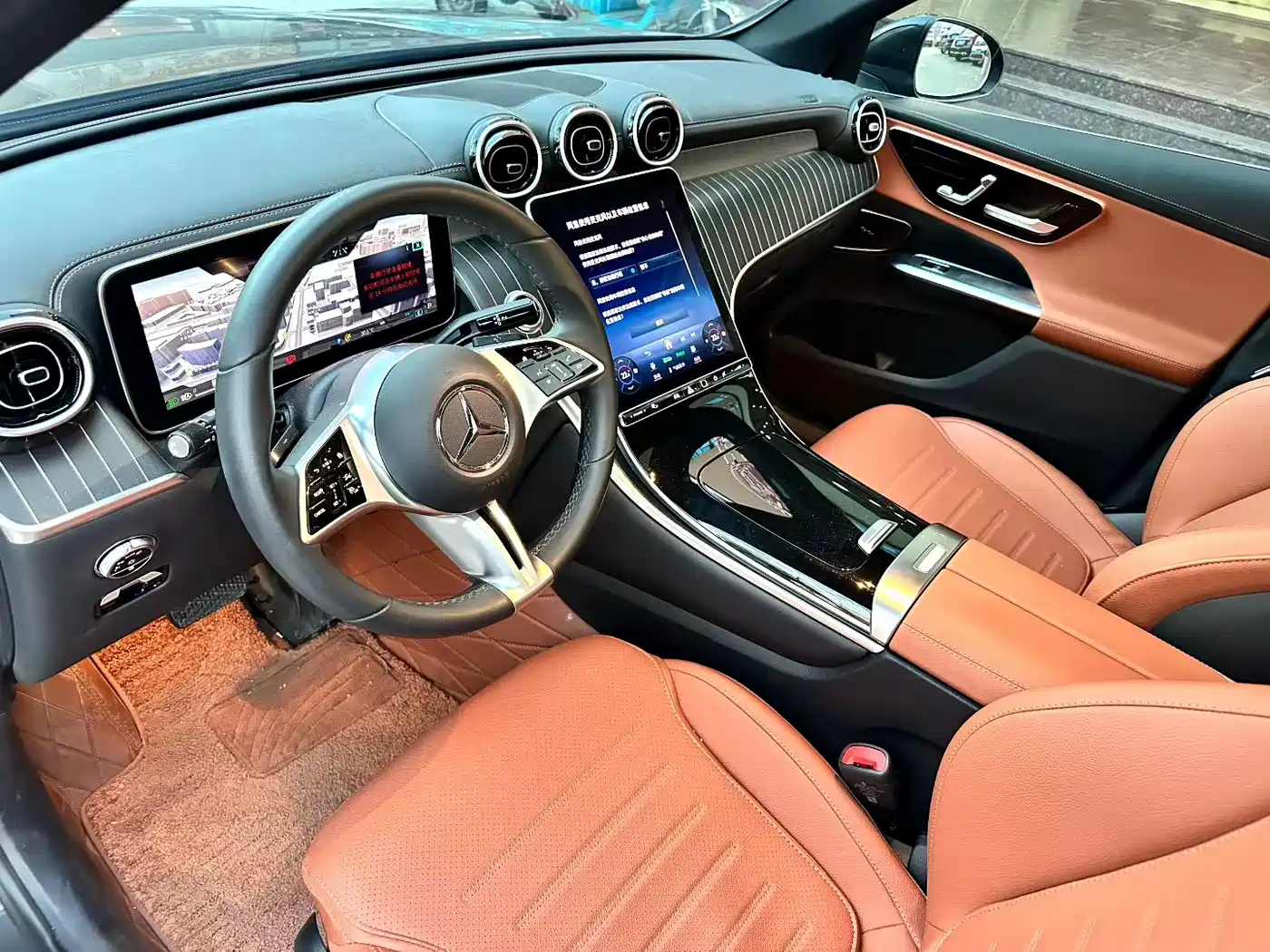 Mercedes-Benz GLC 2023 GLC 260 L 4MATIC Sport 5-seater фото 4