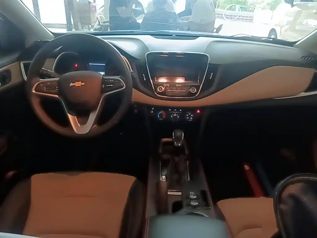 CHEVROLET CRUZE