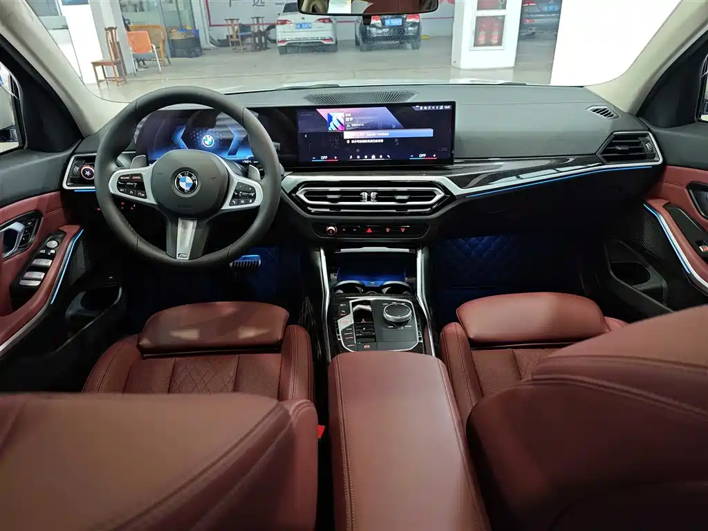 BMW 3 Series 2024 325Li M Sport Package фото 9
