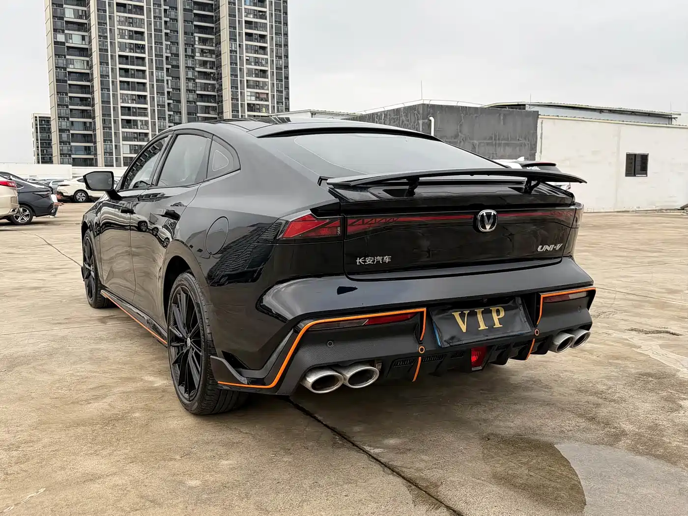 CHANGAN UNI-V