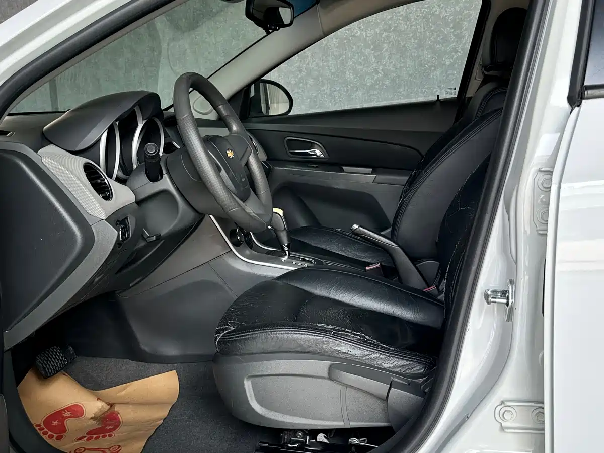 Chevrolet Cruze 2012 2012 1.6L SL Heaven & Earth Edition AT