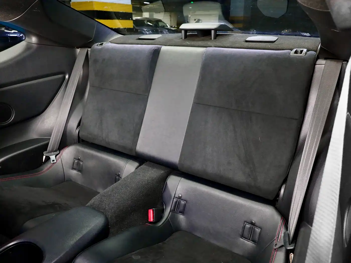 Subaru BRZ 2015 2.0i Manual фото 8
